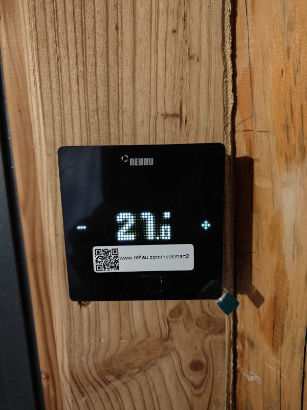 Zónová regulácia REHAU smart black